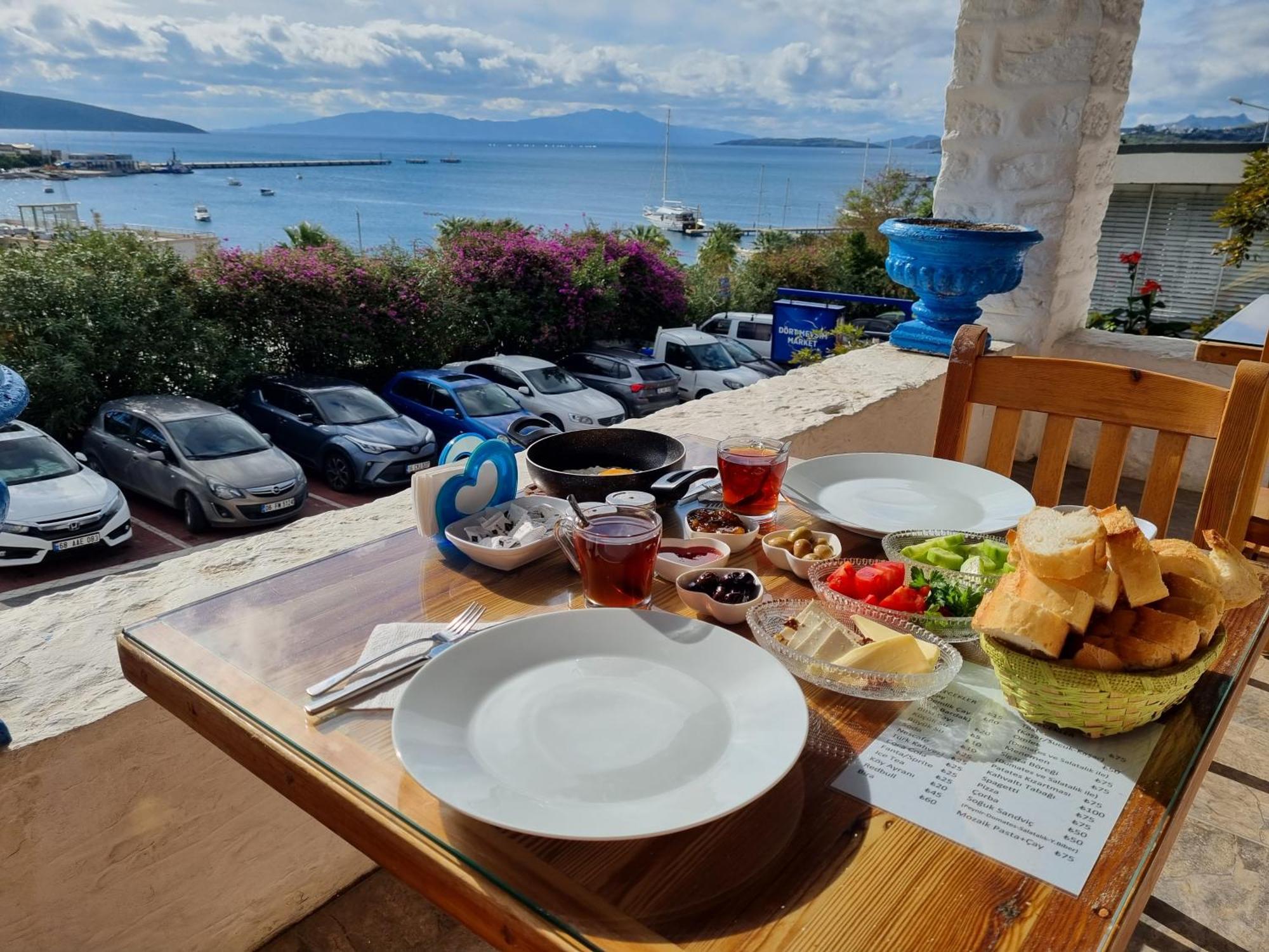 Kumbahce Fethiye Hanim Pansiyon Bodrum ภายนอก รูปภาพ
